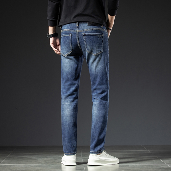 ブランドジーンズ角部分ディテール